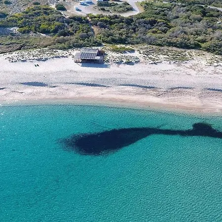 B.20 La Camelia - 120 Mt. Dalla * Isola Rossa (Sassari)